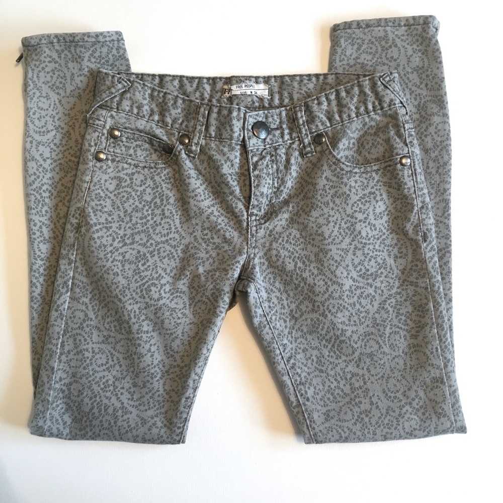 Free People Pants Gray Size 24